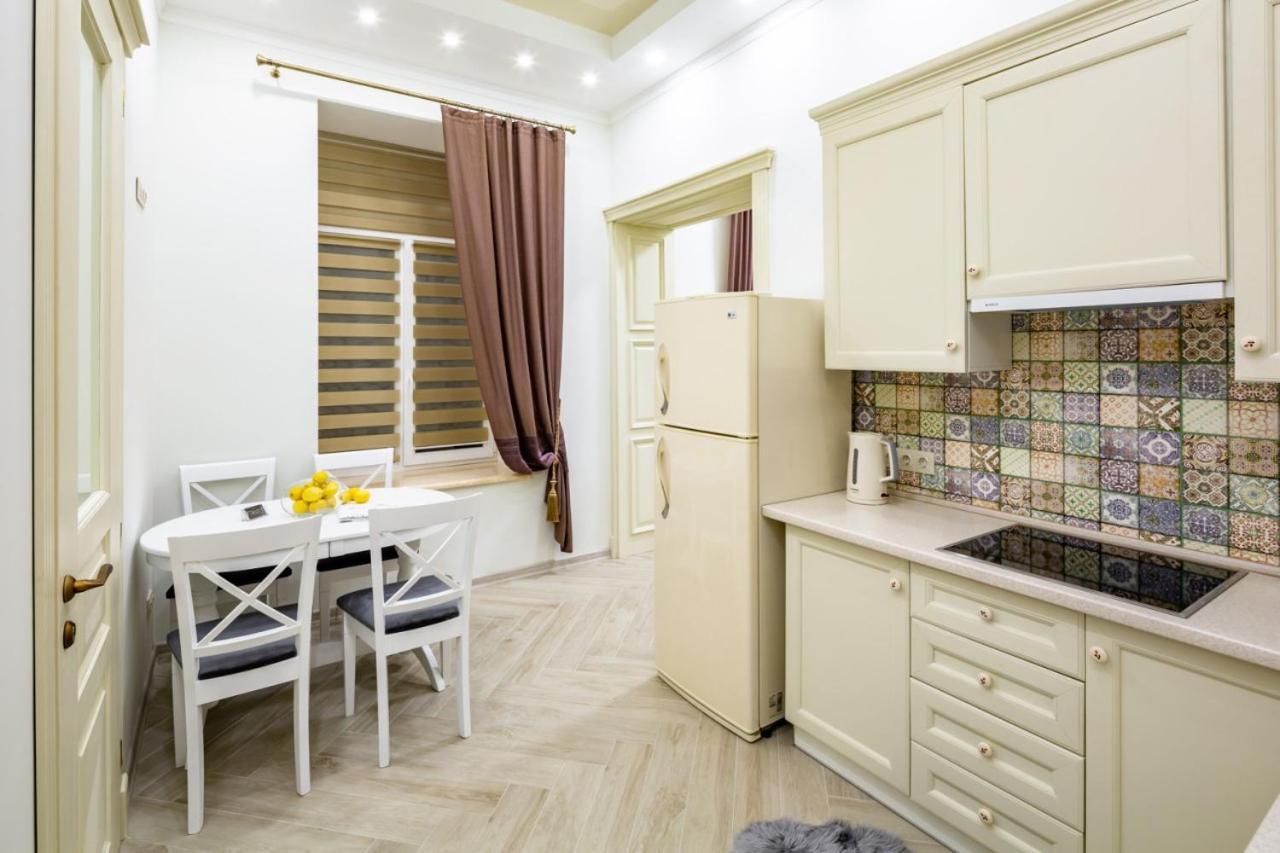 Avangard Sholom Aleikhem 1 Apart 리비프 외부 사진